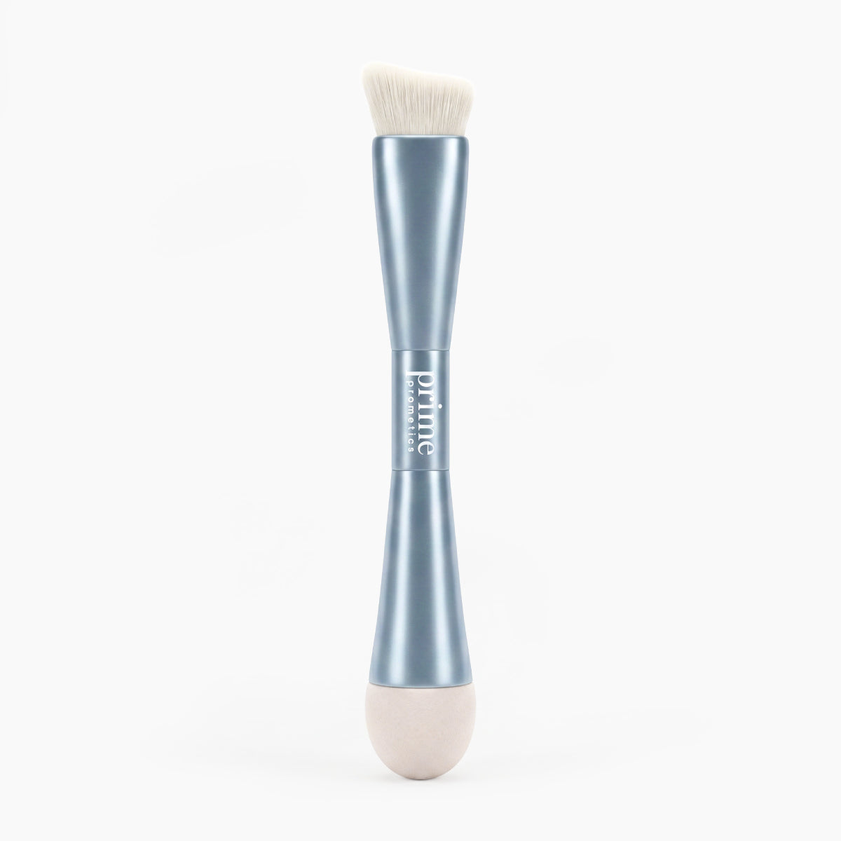The PrimePrometics™ 4-in-1 Hairline Powder Brush features a sleek silver handle with a double-ended design: one side has an angled Hairline Powder brush head made of cruelty-free bristles, while the opposite end includes a soft, rounded beige sponge applicator.